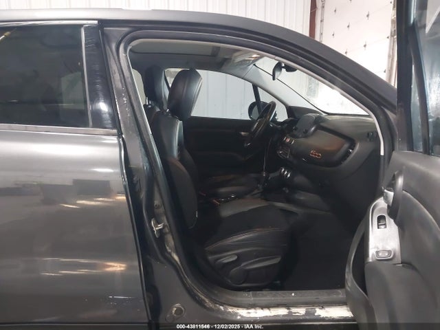 2019 FIAT 500X ZFBNFYB13KP828632 Photo 4