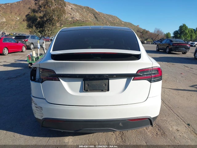 Tesla Model X Dual Motor All-wheel Drive/standard Range 2023 7SAXCBE50PF385113 Image 17