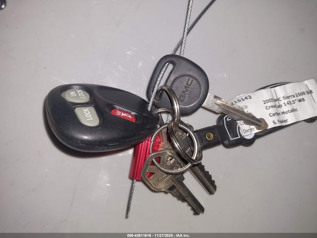 Продаж на аукціоні авто 2005 Gmc Sierra 1500 Sle, vin: 2GTEC13T851365286, номер лоту: 43811616