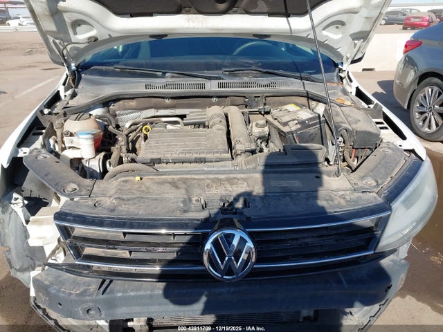 3VW267AJ5GM272667 Volkswagen Jetta 1.4t S