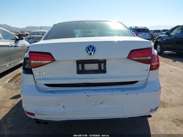 3VW267AJ5GM272667 Volkswagen Jetta 1.4t S