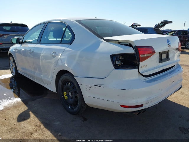 3VW267AJ5GM272667 Volkswagen Jetta 1.4t S