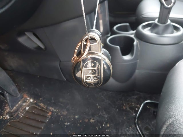 2020 MINI CONVERTIBLE WMWWJ3C07L3L51783 Photo 10