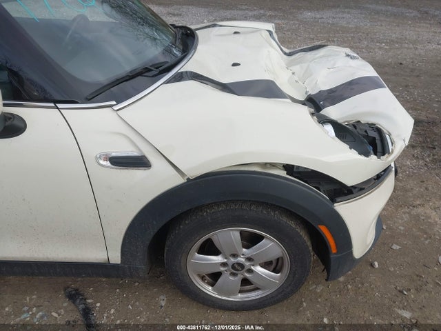 2020 MINI CONVERTIBLE WMWWJ3C07L3L51783 Photo 5