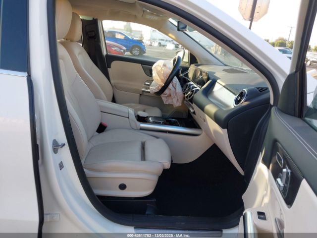 2022 MERCEDES-BENZ GLA 250 W1N4N4GB0NJ316865 Photo 4