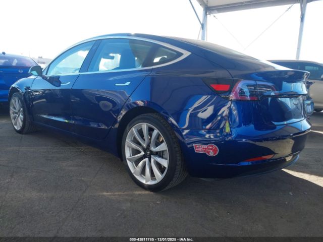 2017 TESLA MODEL 3 5YJ3E1EAXHF002552 Photo 2