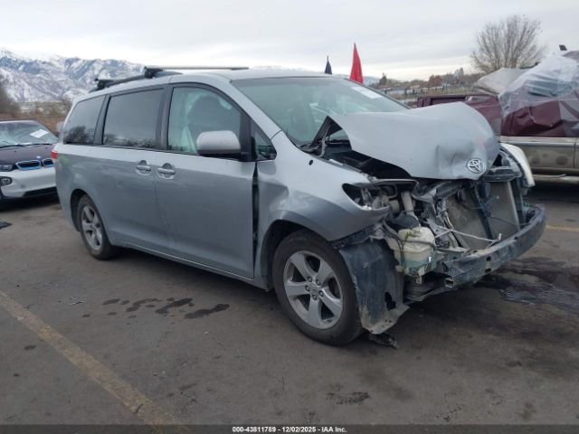 2011 TOYOTA SIENNA 5TDKK3DC1BS081325