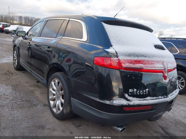 Auction sale of the 2011 Lincoln Mkt, vin: 2LMHJ5AR7BBJ53308, lot number: 43811886