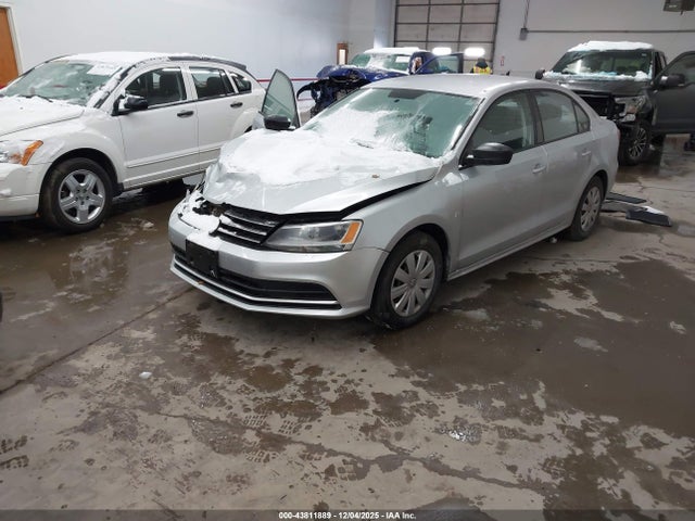 Volkswagen Jetta 2.0l S 2015 3VW2K7AJXFM253476 Image 2