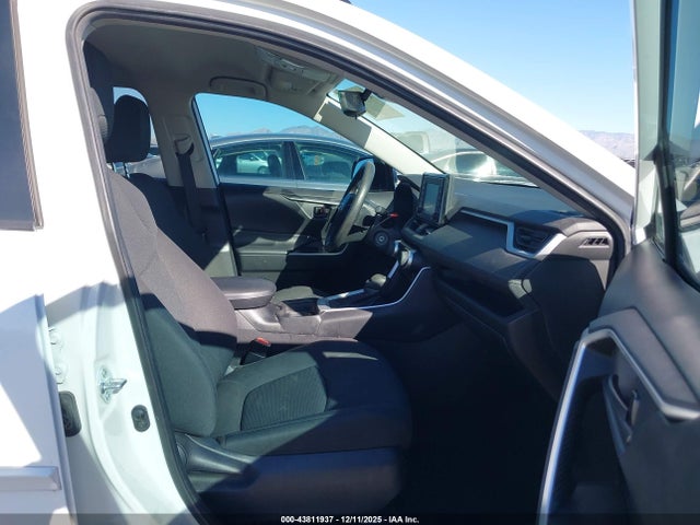 Toyota RAV4 LE 2021 2T3F1RFV2MC227109 Image 5