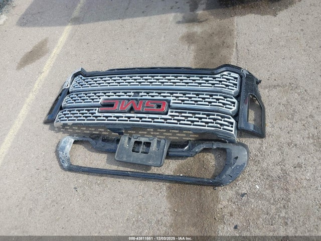 1GT49RE79NF161453 GMC Sierra 2500hd Denali