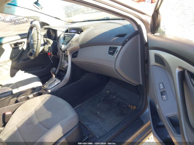 2011 HYUNDAI ELANTRA KMHDH4AE8BU155592 Photo 4