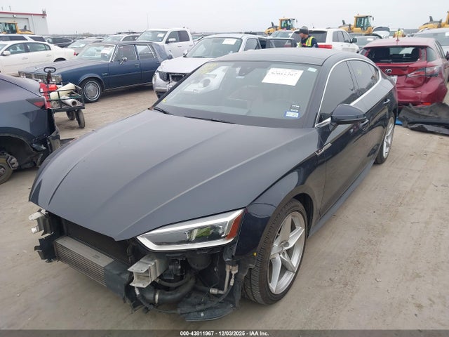 2018 AUDI A5 WAUENCF5XJA060016 Photo 1