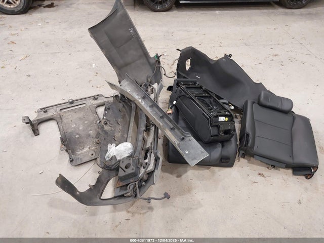 KMHGH4JH4EU088260 Hyundai Equus Ultimate