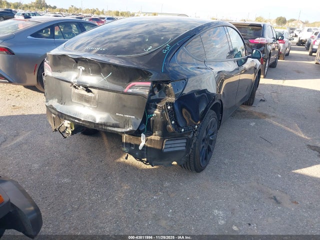 2022 TESLA MODEL Y 7SAYGDEE5NF319819 Photo 3