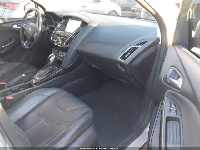 2015 FORD FOCUS 1FADP3J23FL305973 Photo 4