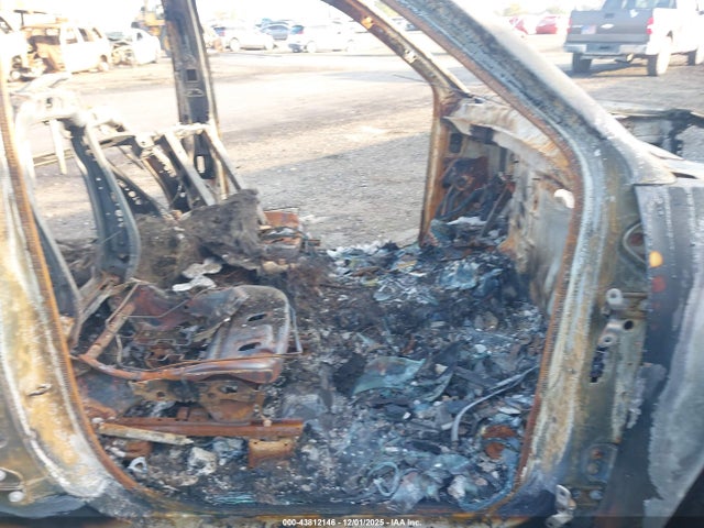 3GCPCRECXEG140735 Chevrolet Silverado 1500 1lt