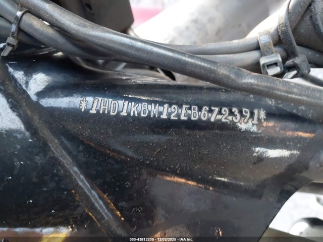 2014 HARLEY-DAVIDSON FLHX 1HD1KBM12EB672391 Photo 9