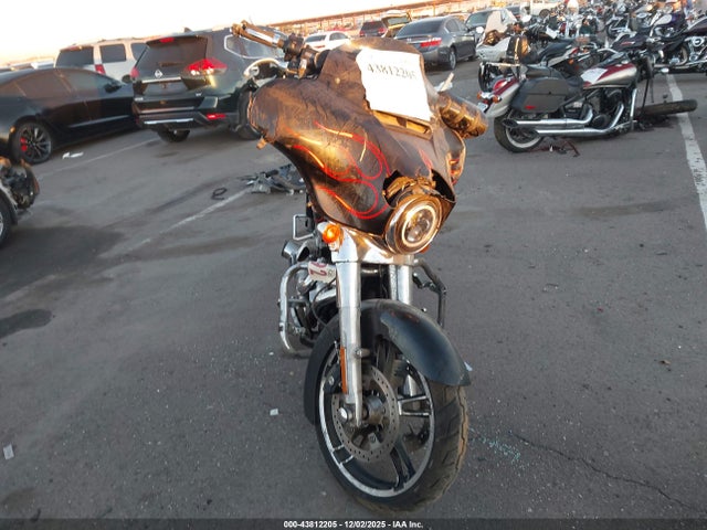 2014 HARLEY-DAVIDSON FLHX 1HD1KBM12EB672391 Photo 4