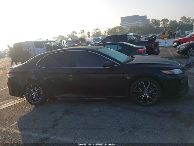 4T1G11AKXRU849779 Toyota CAMRY SE