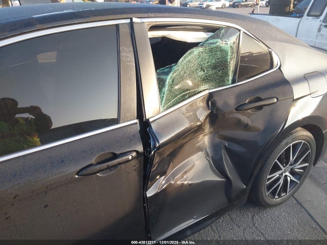 4T1G11AKXRU849779 Toyota CAMRY SE