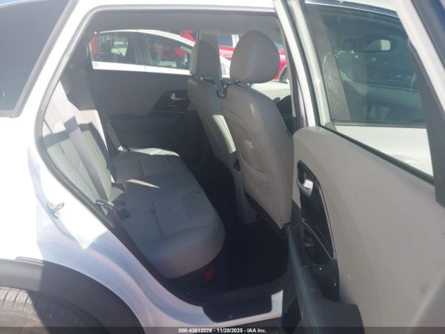 2019 KIA NIRO PLUG-IN HYBRID KNDCD3LD4K5265821 Photo 7