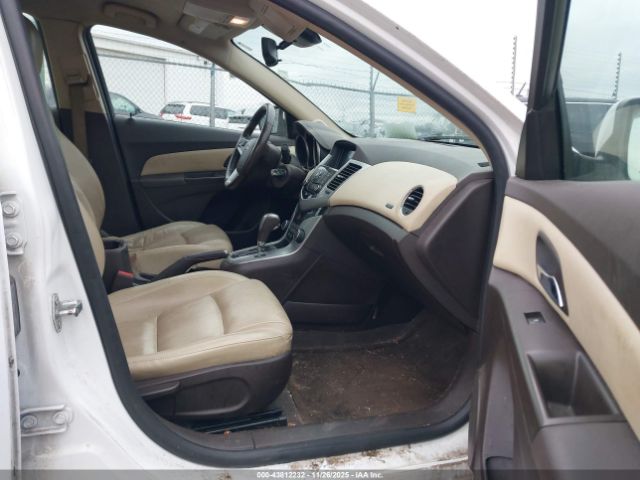 2014 CHEVROLET CRUZE 1G1PE5SB6E7360408 Photo 4