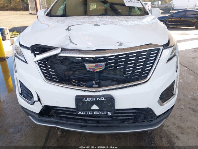 2022 CADILLAC XT5 1GYKNDR49NZ133229 Photo 5
