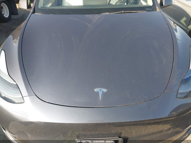 2023 TESLA MODEL Y 7SAYGDEF8PF791122 Photo 9
