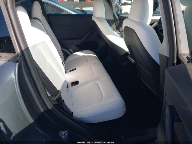 2023 TESLA MODEL Y 7SAYGDEF8PF791122 Photo 7