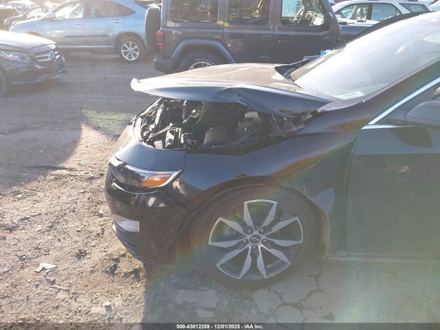 1G1ZG5ST1SF102150 Chevrolet Malibu Fwd Rs