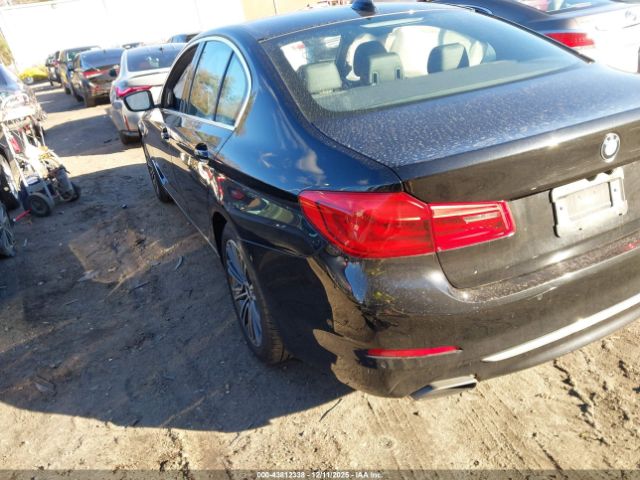 2019 BMW 540I WBAJE5C57KWW20948 Photo 2