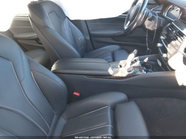 2019 BMW 540I WBAJE5C57KWW20948 Photo 4