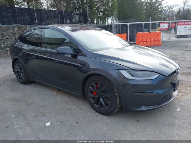 2025 TESLA MODEL X 7SAXCBE64SF470022