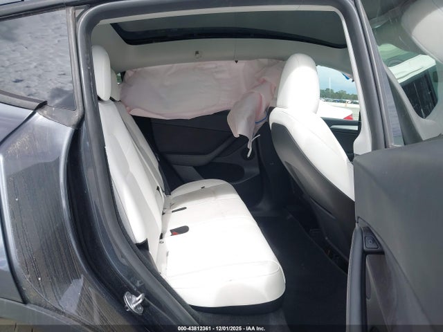 2024 TESLA MODEL Y 7SAYGDED1RF057603 Photo 7