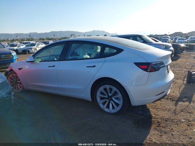 Tesla Model 3 Long Range Dual Motor All-wheel Drive 2022 5YJ3E1EB5NF137846 Image 13