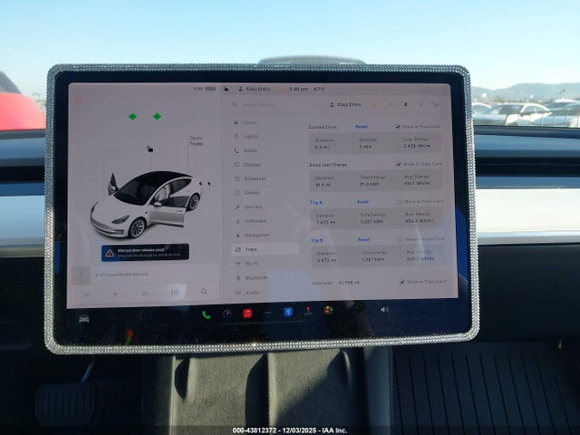 Tesla Model 3 Long Range Dual Motor All-wheel Drive 2022 5YJ3E1EB5NF137846 Image 17