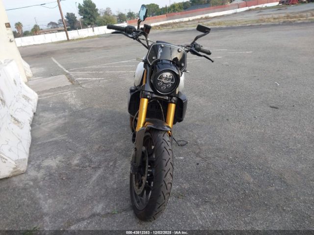 2019 INDIAN MOTORCYCLE CO. FTR 56KRTS223K3144243 Photo 4