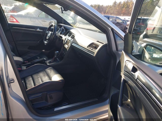 3VW4T7AUXFM014543 Volkswagen Golf Gti 2.0t Se 4-door