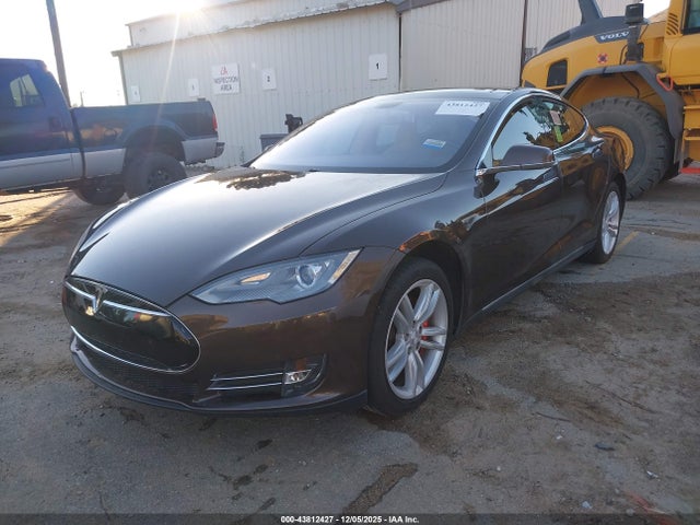 2014 TESLA MODEL S 5YJSA1H18EFP44219 Photo 1