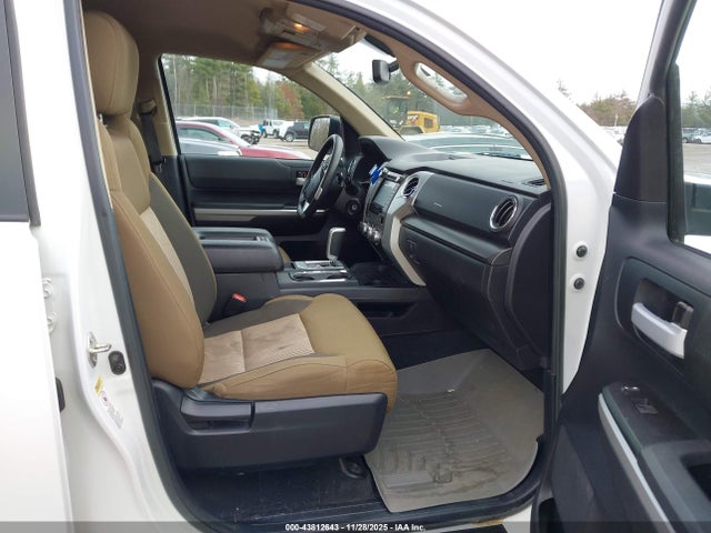 43812643 :رقم المزاد ، 5TFUY5F13FX449132 vin ، 2015 Toyota Tundra Sr5 5.7l V8 مزاد بيع