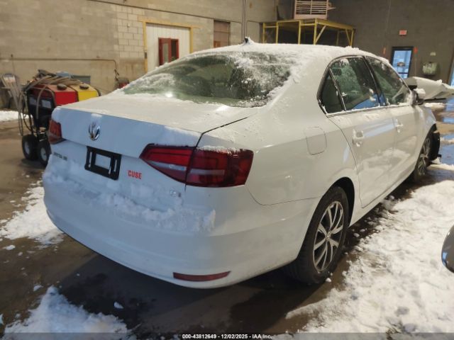 2018 VOLKSWAGEN JETTA 3VWDB7AJ9JM230210 Photo 3