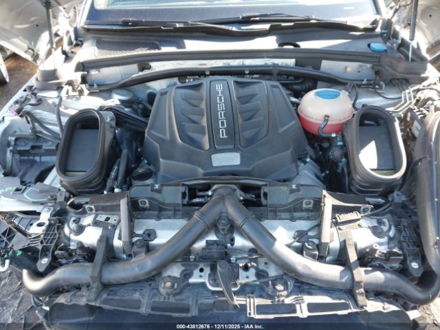2017 PORSCHE MACAN WP1AG2A51HLB55882 Photo 9