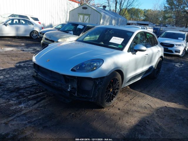2017 PORSCHE MACAN WP1AG2A51HLB55882 Photo 1