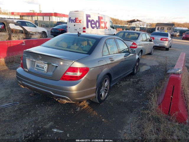 2013 MERCEDES-BENZ C 300 WDDGF8ABXDA834682 Photo 3