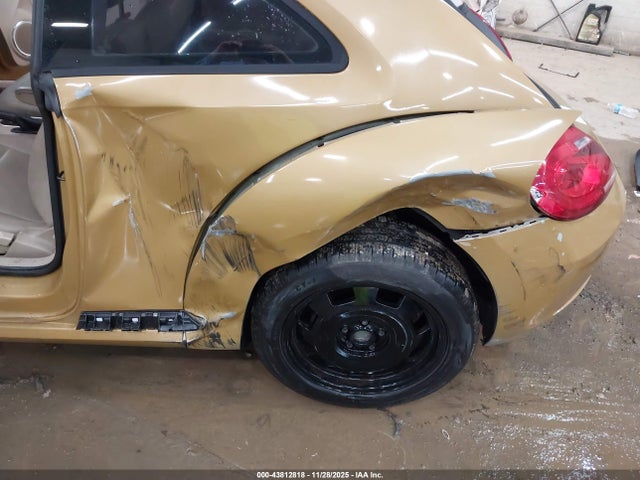 2013 VOLKSWAGEN BEETLE 3VWJP7AT6DM685459 Photo 5