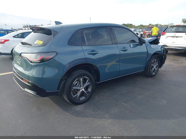 2024 HONDA HR-V 3CZRZ1H73RM710891 Photo 3