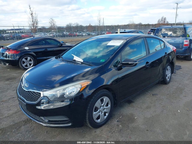 Продажа на аукционе авто 2016 Kia Forte Lx, vin: KNAFX4A66G5535635, номер лота: 43812942
