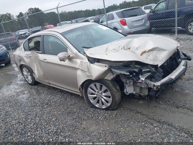 2013 HONDA ACCORD SDN 1HGCR2F84DA076561