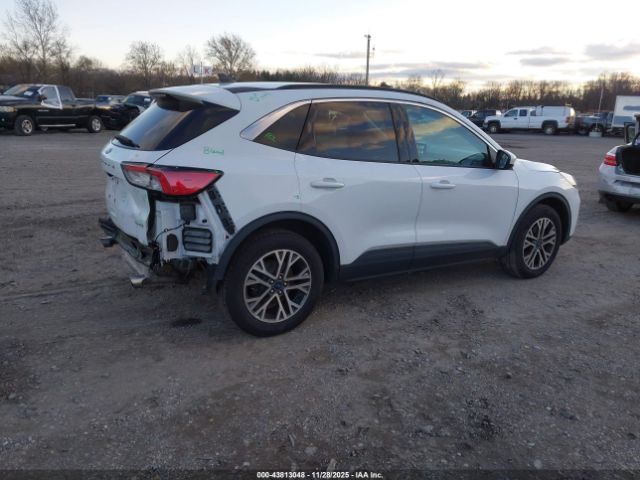 2022 FORD ESCAPE 1FMCU9H60NUA15771 Photo 3